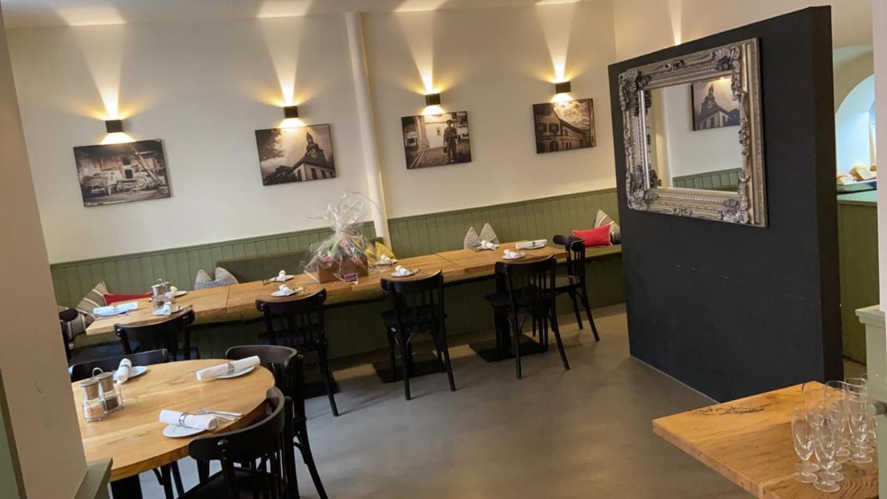 Hotel Restaurant Goldenes Ross Gollheim المظهر الخارجي الصورة